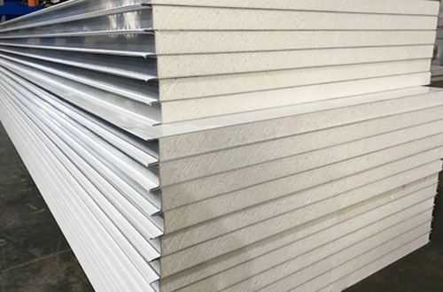 巖棉夾芯板是如何生產(chǎn)的呢？